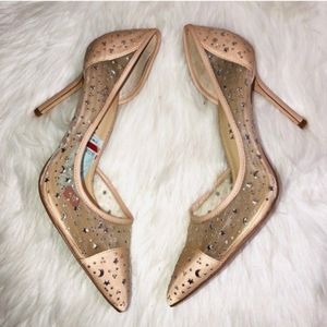 Moving Sale 🌟 Pumps